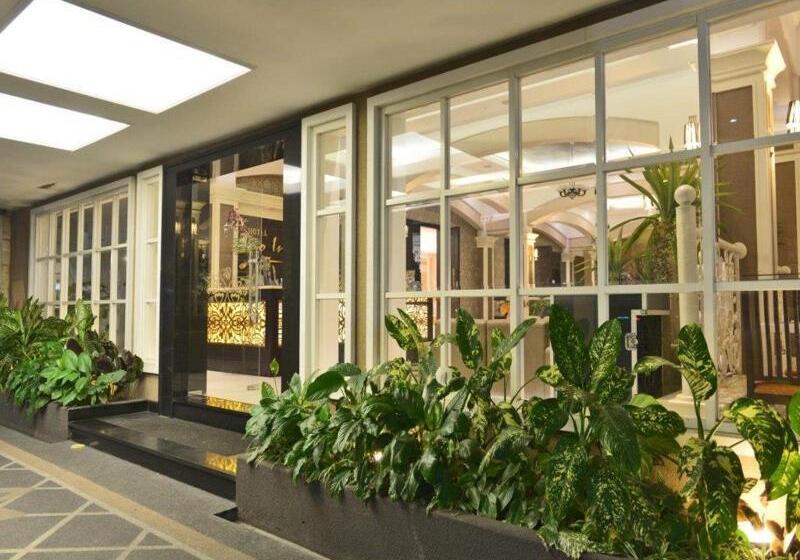 فندق Trio Indah 2