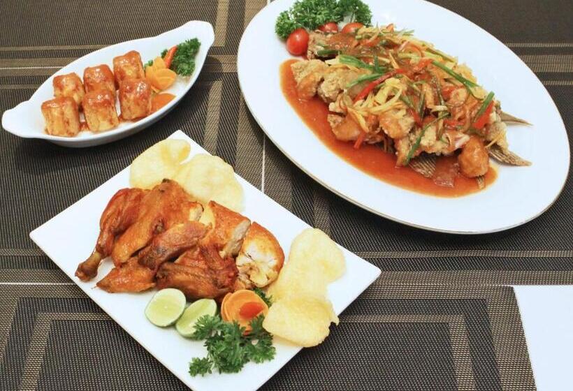 فندق Trio Indah 2