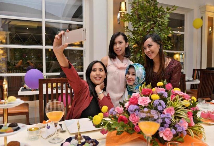 فندق Trio Indah 2