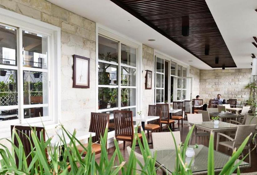 فندق Trio Indah 2