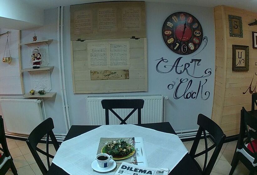 ホテル Pensiunea Fortuna