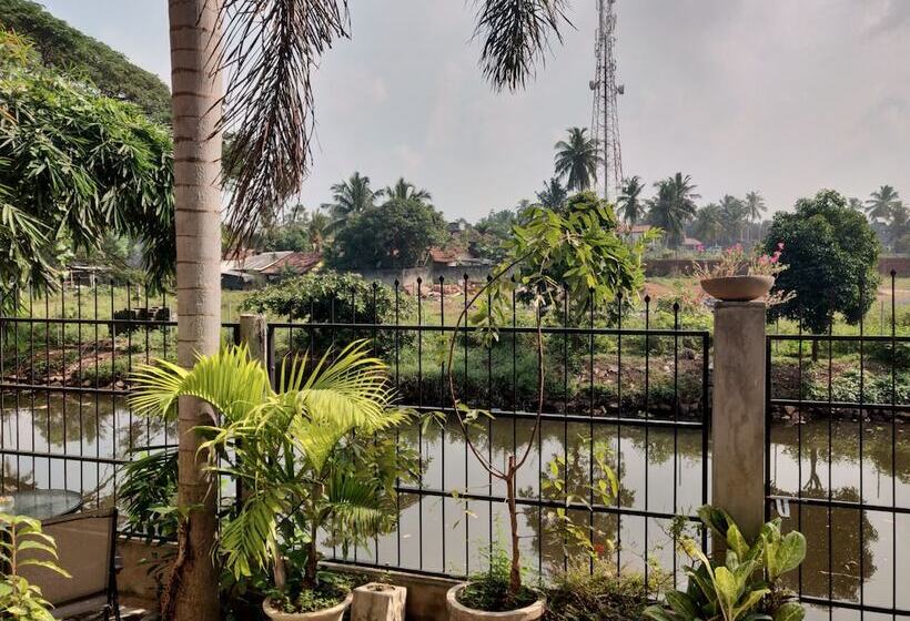 فندق Villa Kapuru