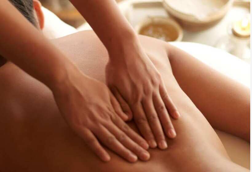 هتل Vivanta Guwahati