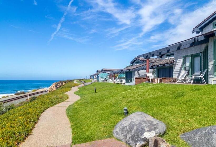 هتل Wave Crest Resort