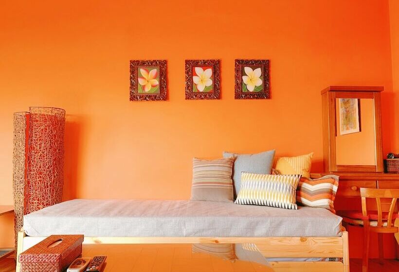 تختخواب و صبحانه Ibali Hostel