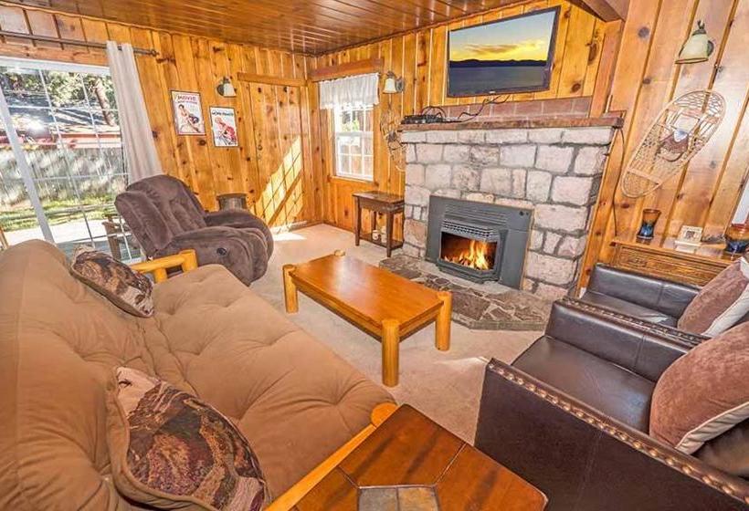 Knox Avenue Holiday Home 4