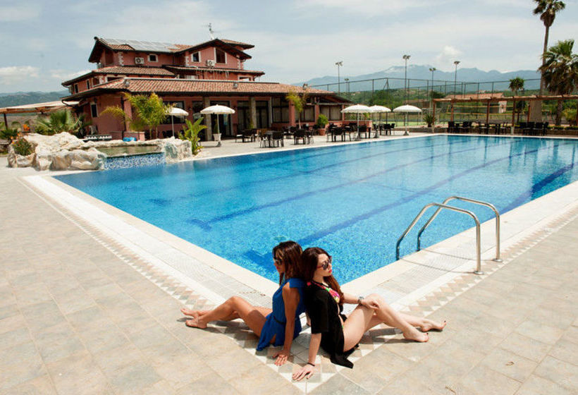 L Oasi Del Fauno Country House