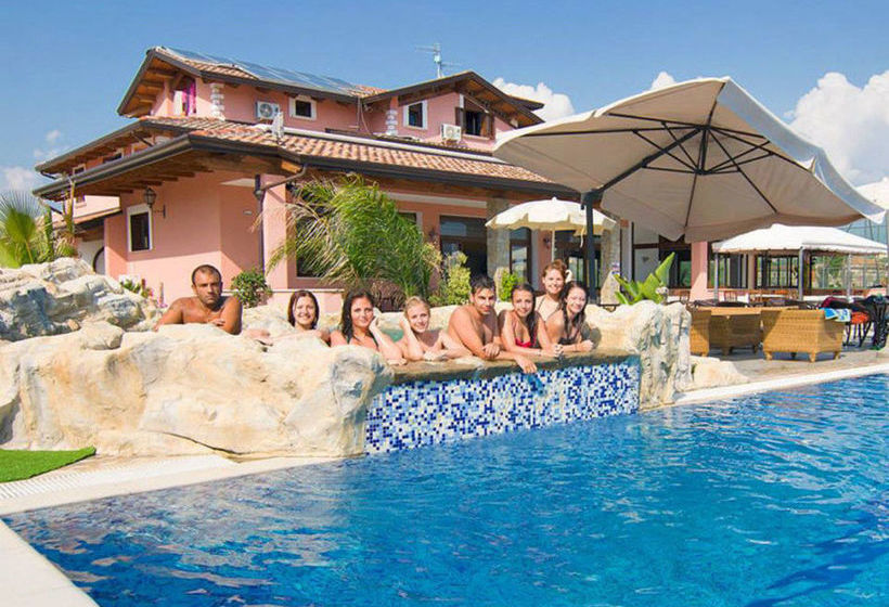 L Oasi Del Fauno Country House