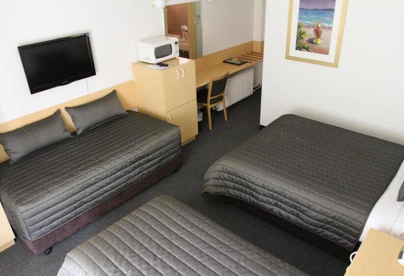 مُتل Mid City Motor Inn Queanbeyan