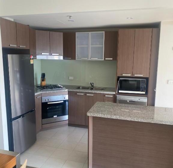 Newcastle Central Plaza Apartment Hotel Official