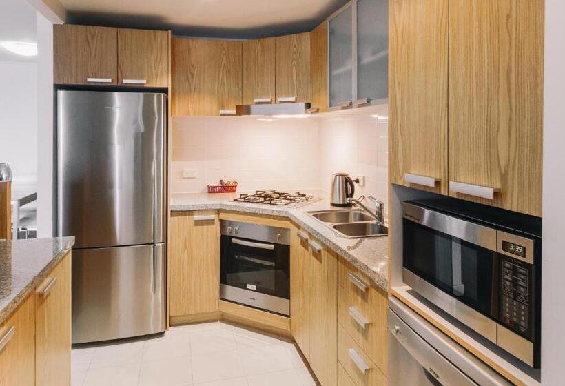 Newcastle Central Plaza Apartment Hotel Official