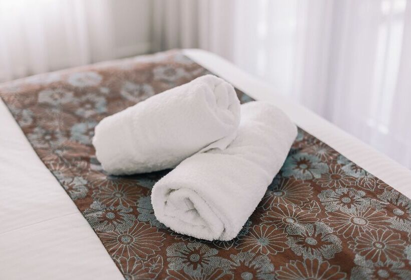 Newcastle Central Plaza Apartment Hotel Official