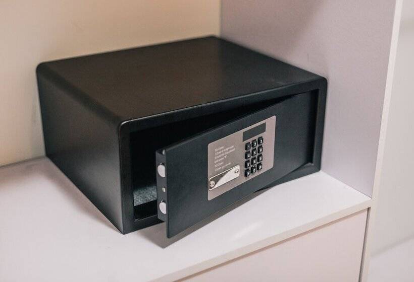 Newcastle Central Plaza Apartment Hotel Official