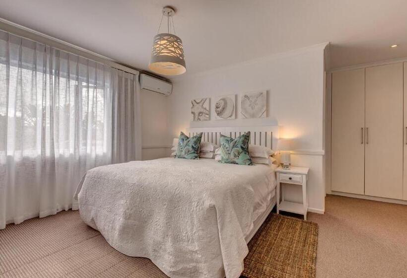 膳宿费 Amanzi Island Boutique