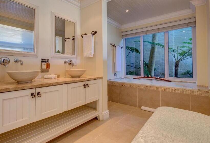 膳宿费 Amanzi Island Boutique