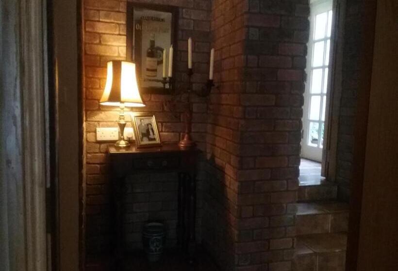 Пансион Ashleigh Guest House