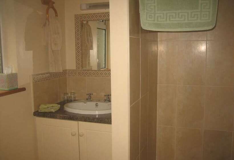 Пансион Ashleigh Guest House