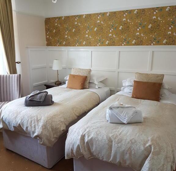 بنسيون Dolphin Guest House