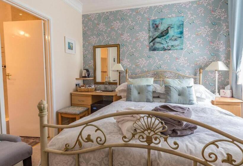 بنسيون Dolphin Guest House