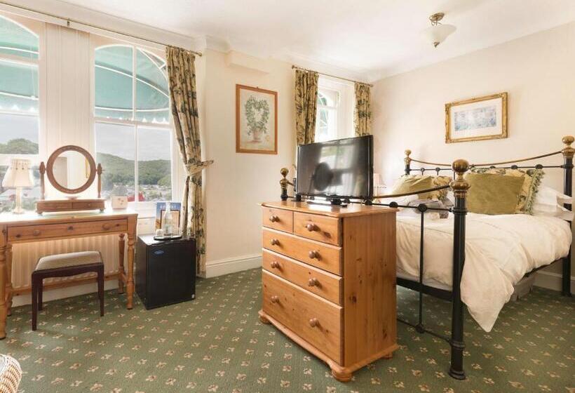 פנסיון Dolphin Guest House