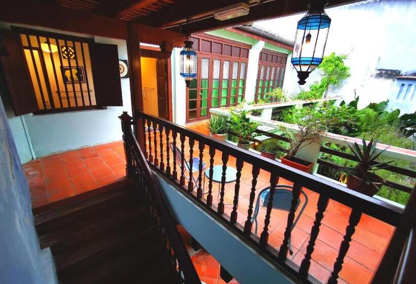 بنسيون East Indies Mansion