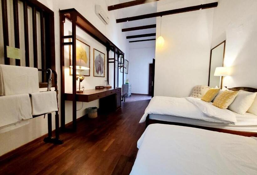 بنسيون East Indies Mansion