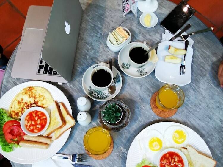 بنسيون East Indies Mansion