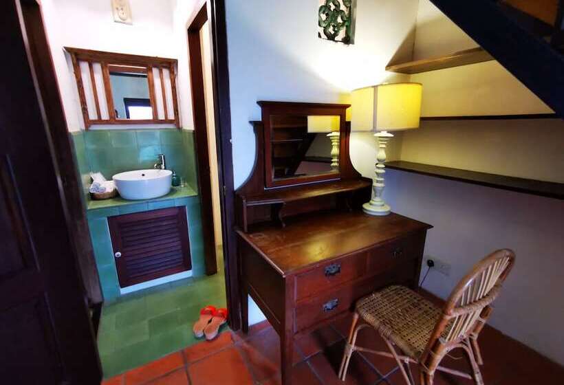 بنسيون East Indies Mansion