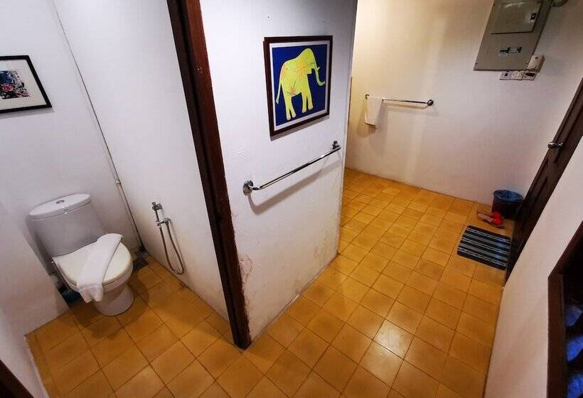 بنسيون East Indies Mansion