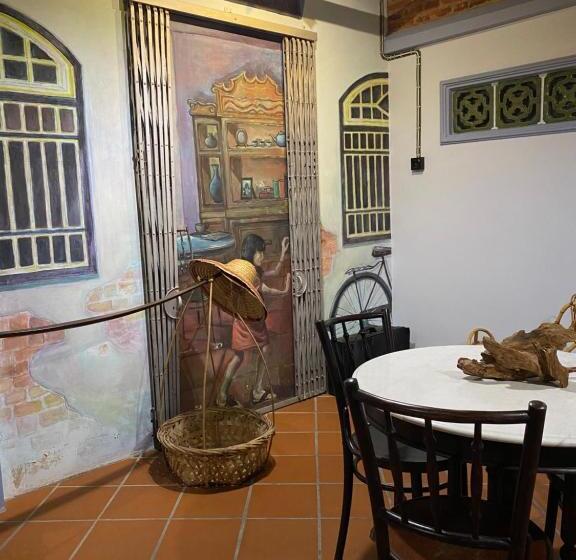 פנסיון Kelantan House