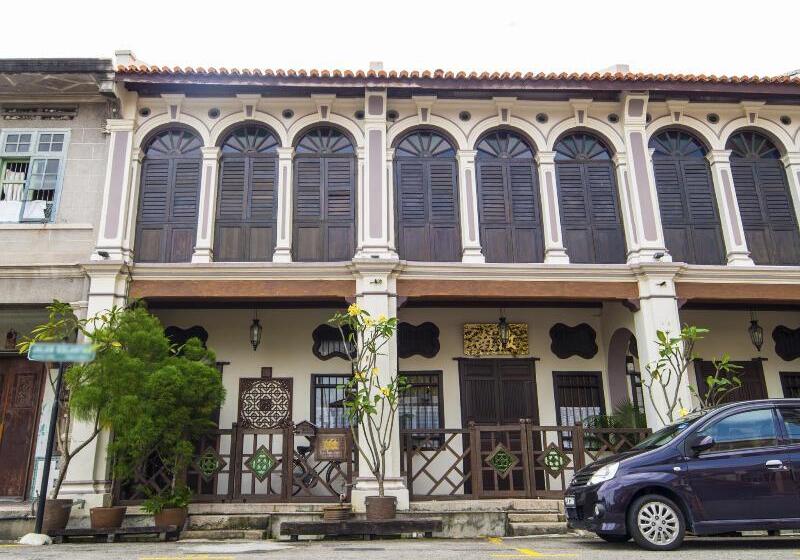 פנסיון Kelantan House