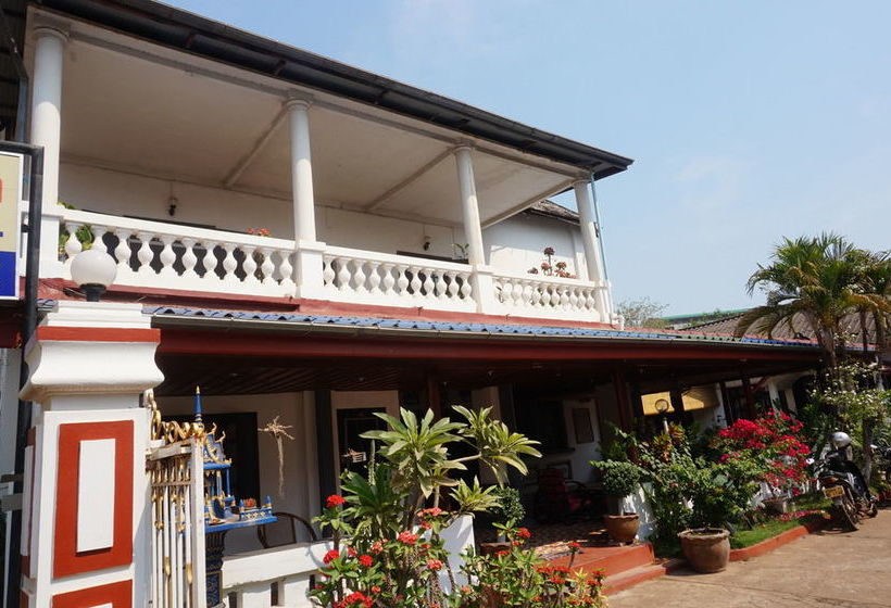 פנסיון Salachampa