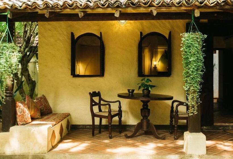 بنسيون Secret Garden Villa   Unawatuna