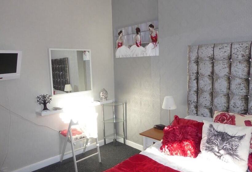 بنسيون The Georgian Guesthouse