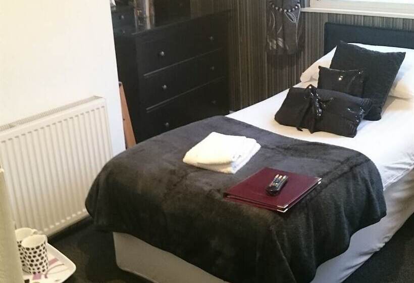 بنسيون The Georgian Guesthouse