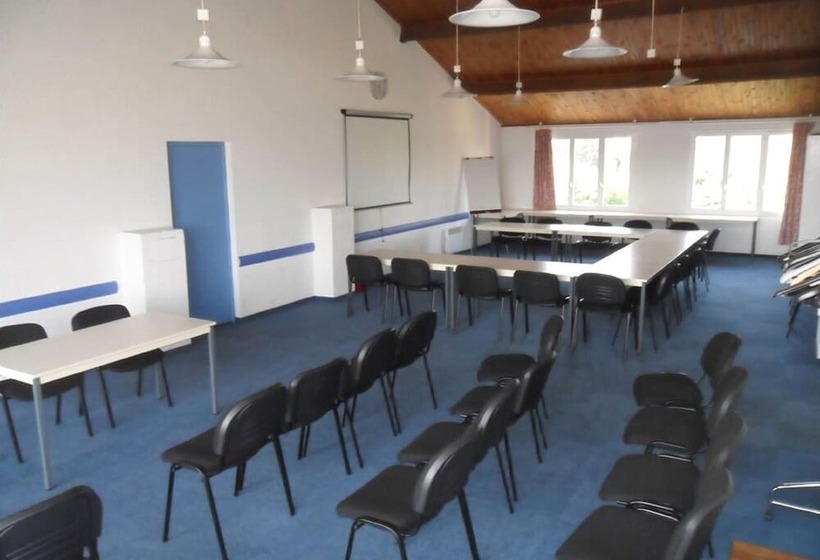 Brit Hotel Confort Gien