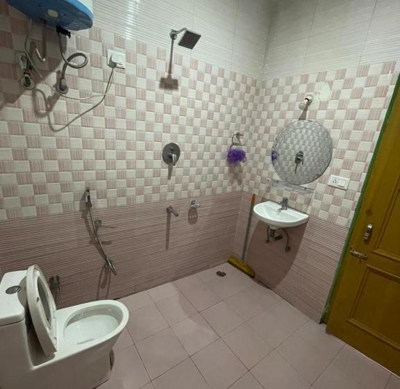 فندق صغير Chojh Inn Guest House