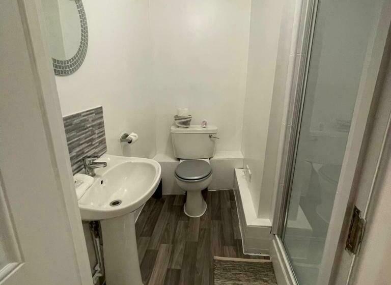 Общежитие Queens Head Inn