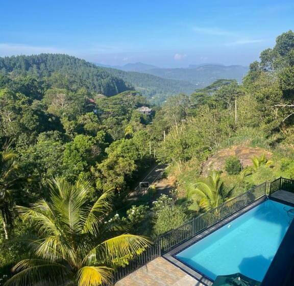 ベッドアンドブレックファースト The Grand Hills