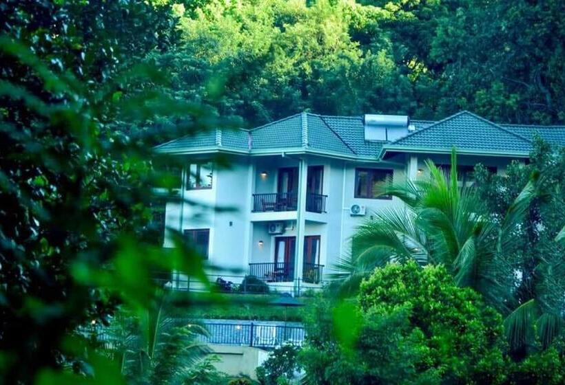 ベッドアンドブレックファースト The Grand Hills