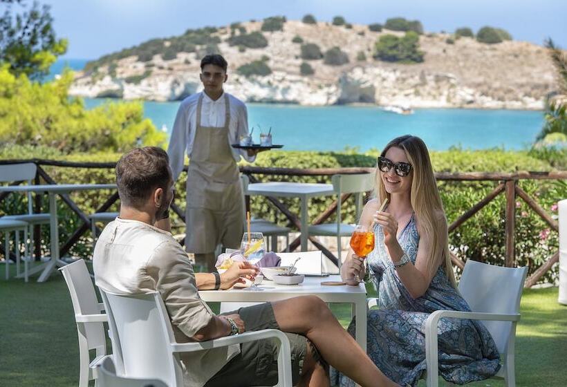 Gattarella Family Resort Standard Half Board à Buffet