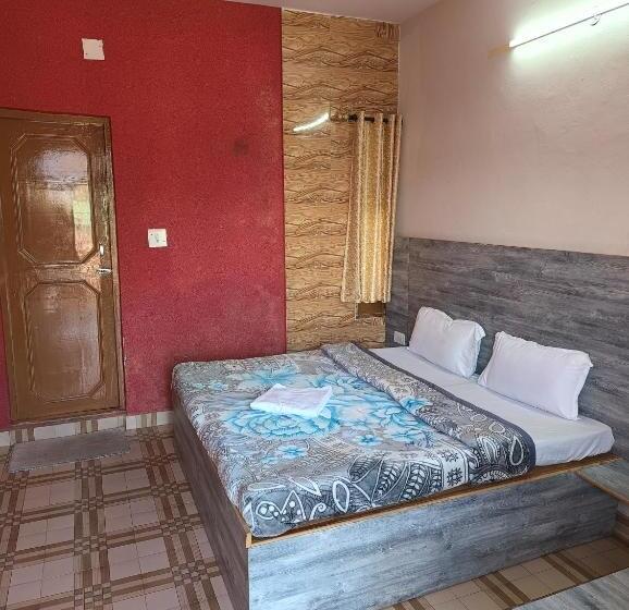 Отель Birs & Cottages