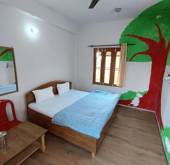 Отель Birs & Cottages