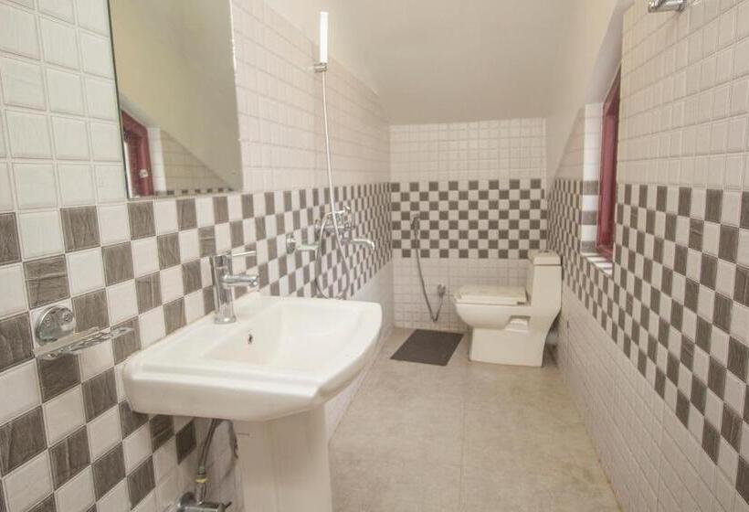 Collection O Hotel Oak Ridge