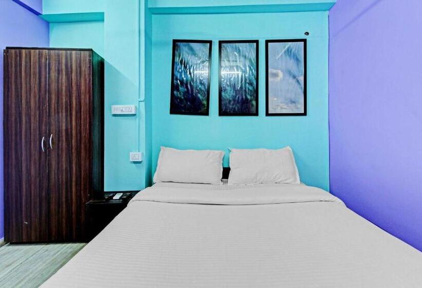 Hotel Collection O Gariahat Inn Near 2nd Floor Kfc Building, Gariahat