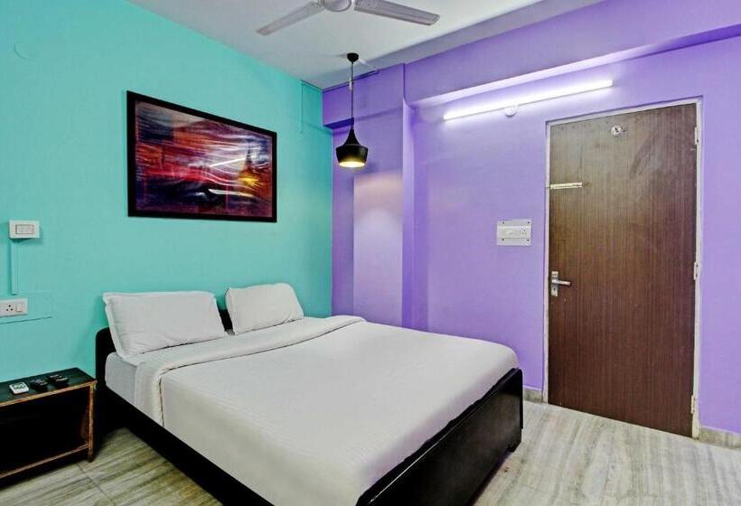 Hotel Collection O Gariahat Inn Near 2nd Floor Kfc Building, Gariahat