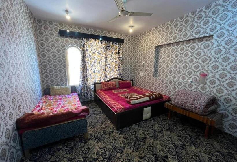 فندق Kashmir Heaven