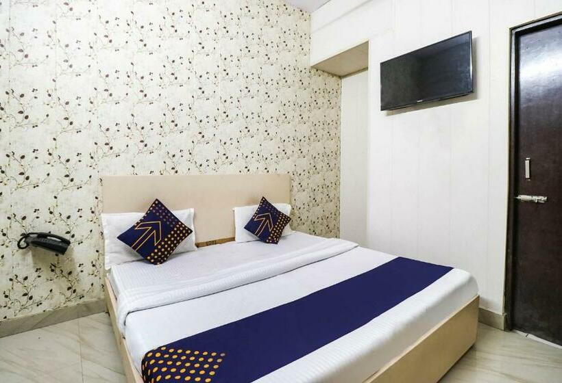 酒店 Oyo Flagship 81117  Saffron