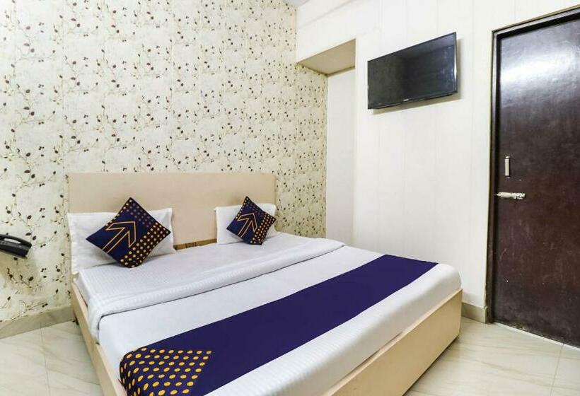 酒店 Oyo Flagship 81117  Saffron