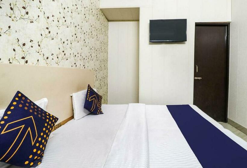 酒店 Oyo Flagship 81117  Saffron